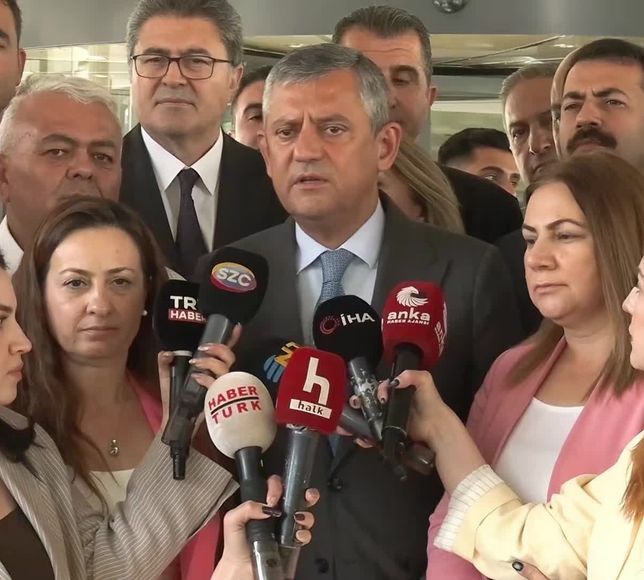 CHP'de İpler Koptu: "Parti İçindeki Darbeye Teslim Olmayacağız!"