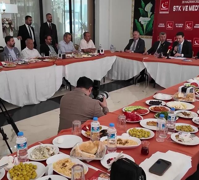 "Kaportası Bizden Motoru Amerika’dan!" Saadet Partisi Lideri Arıkan’dan Trump ve KAAN Çıkışı!