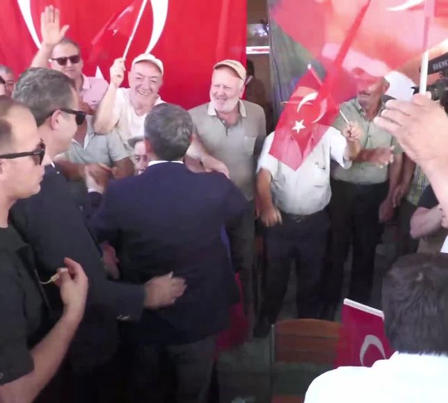 Özgür Özel’den Meydanda Tatar Ramazan Çıkışı: "Erdoğan Bir Oyuna Girişti, Bu Oyunu Bozarım!"