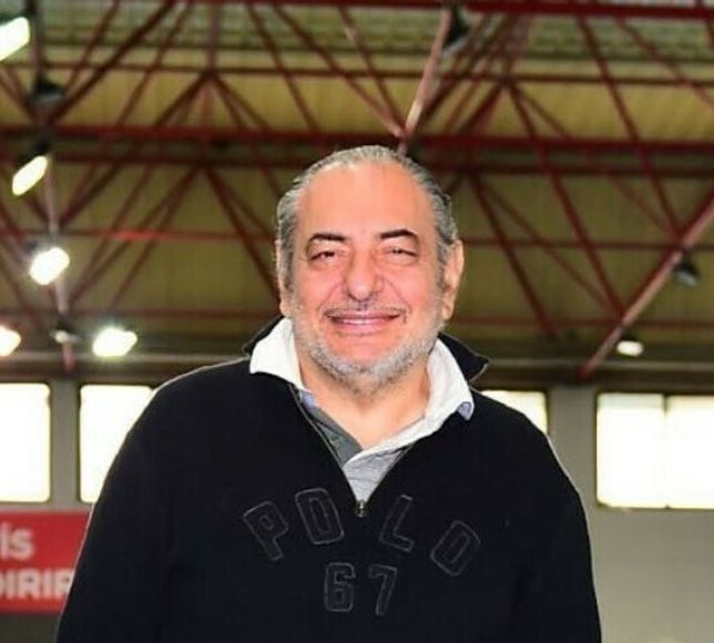 Televizyon dünyasını sarsan acı kayıp: Reha Muhtar hayatını kaybetti!