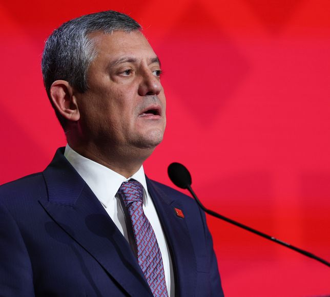 CHP Lideri Özgür Özel’den Deniz Göktaş’ın Tutuklanmasına Sert Tepki: "Ya Otokrasi Ya Demokrasi!"