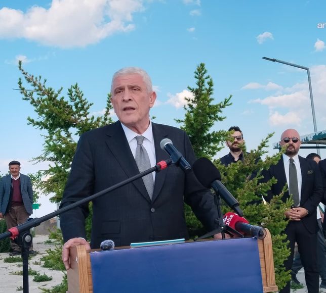 Dervişoğlu’ndan Hozat’ta Ezber Bozan Çıkış: "Bugünün İmkanıyla Yapılamayanı O Gün Başardılar!"