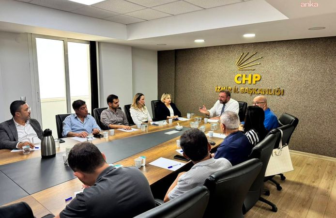 İzmir CHP’de Deprem Sonrası Atama Hamlesi!