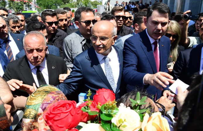 Malatya’da Üçlü Bayram! Hem Yuvaya Hem Arıtma Tesisine Hem de Bakırcılar Çarşısı’na Kavuştular