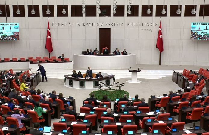 200 TL'lik Banknot Nasıl Eridi? 'Soframızdan 489 Ekmeği Kim Çaldı?'