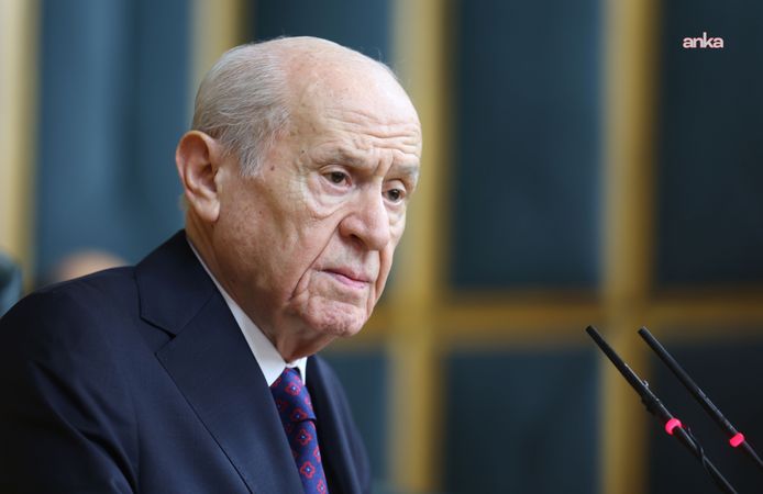 Cumhur İttifakı'ndan Dev Adım: Bahçeli 'çerçeve yasa' teklifini imzaladı