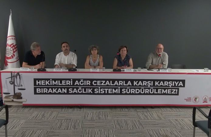 Hekimler Ağır Tazminat ve Ceza Tehdidi Altında: Sağlık Sistemi Sürdürülemez!