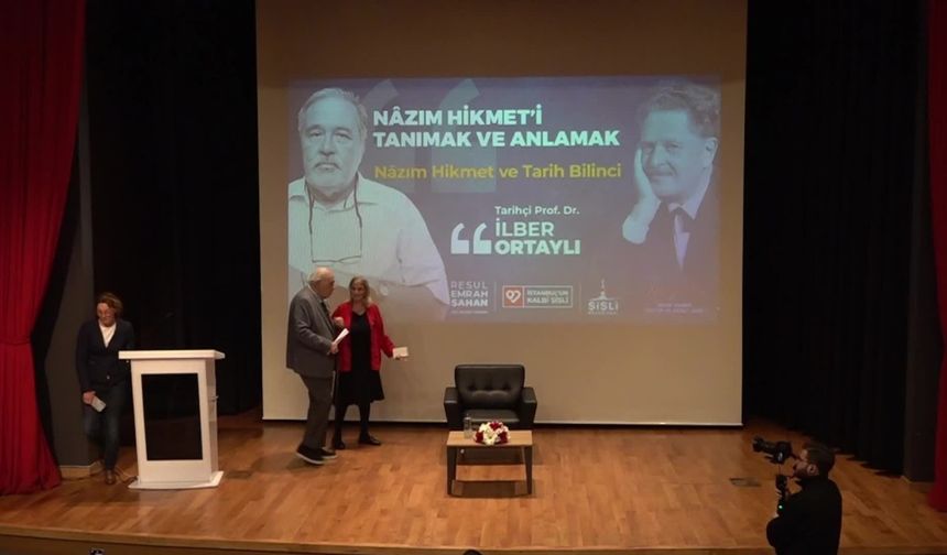 İlber Ortaylı: “Nâzım Hikmet, dünyada ve Türkiye’de tarihi kullanan şairdir”