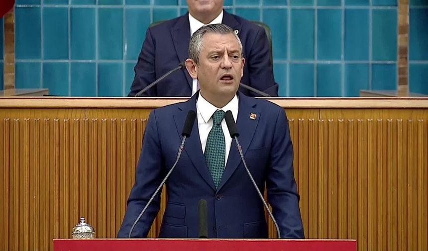 Özgür Özel: "Esenyurt'ta yapılacak ilk seçimde demokrasi tokadını alnınızın ortasına yiyeceksiniz"