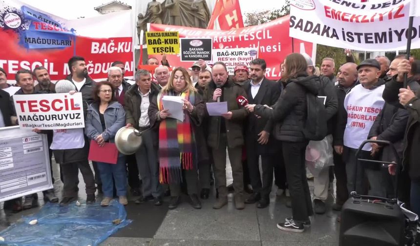 Emeklilerden 'Emekli Yılı'na Sert Yorum: 'Utanç Yılı Oldu, Ezildik