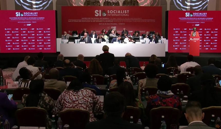 Chantal Kambiwa: Ekrem İmamoğlu'nun özgürlüğünü desteklemek için buradayız