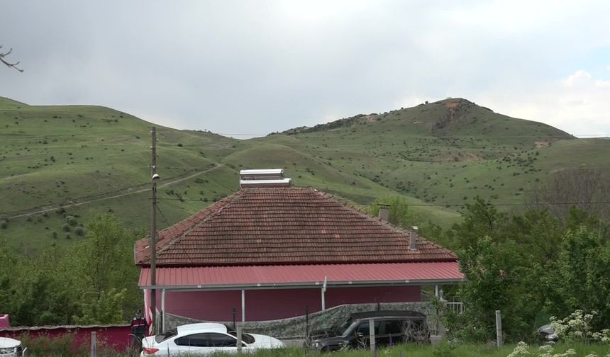 Malatya Hekimhan’da ÇED toplantısına siyanür tepkisi: "Altın olmadan yaşarız, ekmek, su olmadan yaşayamayız"