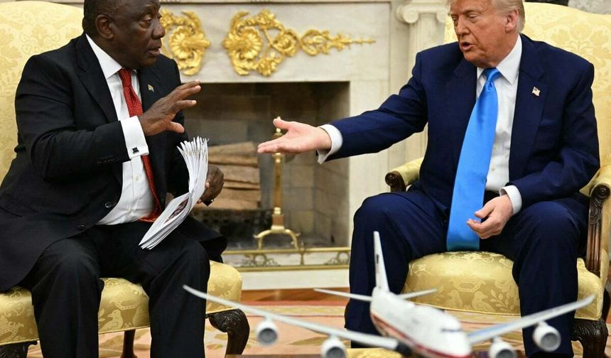 Trump, Güney Afrika’yı “beyaz soykırımı” gerçekleştirmekle suçladı