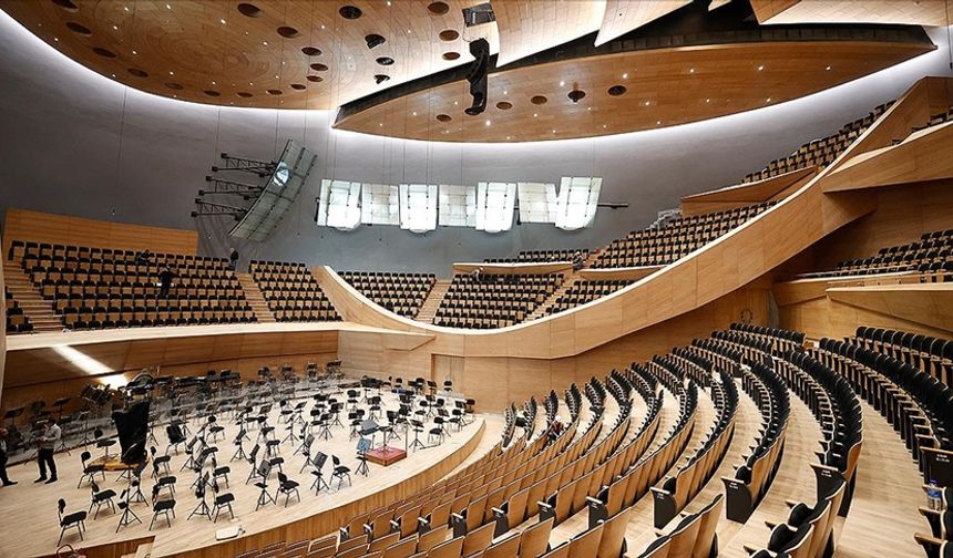 Cumhurbaşkanlığı Senfoni Orkestrası DenizBank Konserleri'nde sezon sona eriyor