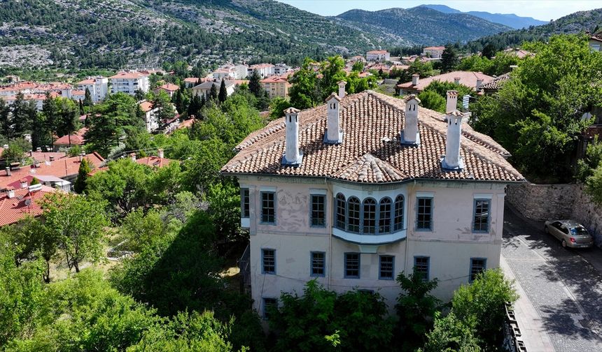 Akseki'nin asırlık konakları ziyaretçilerini tarihi yolculuğa çıkarıyor