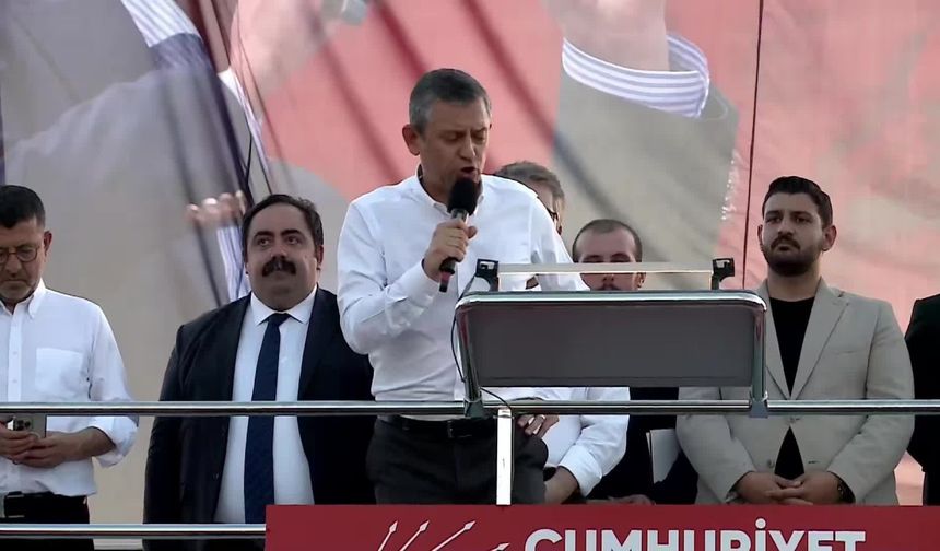 Özel'den Erdoğan'a: "Artık yaşlandın, yoruldun, yüzde 29’la seni orada oturtmam"