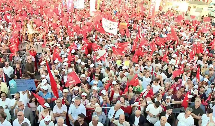Özgür Özel: "Türkiye’ye ümmetçilik, mezhepçilik üzerinden sana hesap yaptırmayız"