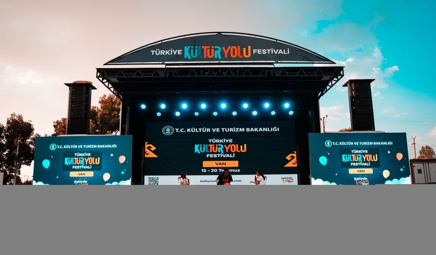 Van Kültür Yolu Festivali "Bayhan" konseriyle sona erdi