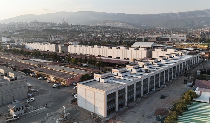 Kahramanmaraş'ta depremde yıkılan Gıda Toptancılar Sitesi'nin ilk etabı tamamlandı