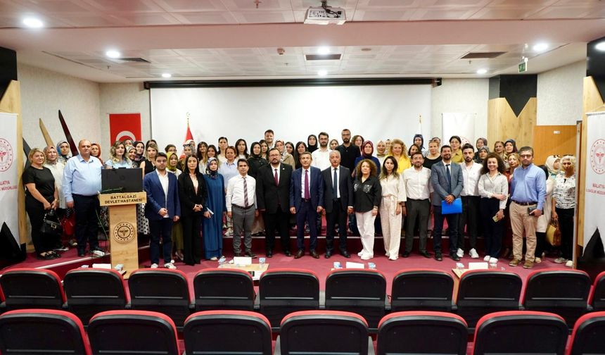 Malatya'da Kanser Erken Teşhis, Tarama ve Eğitim Merkezleri Oryantasyon Eğitimi verildi