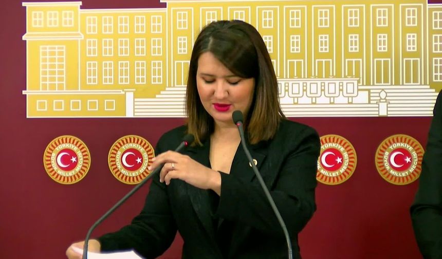 CHP "Demokratikleşme Paketi"ni açıkladı