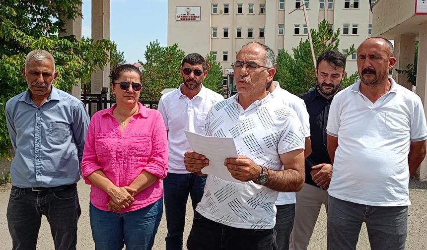 Kars DEM Parti İl Başkanlığı: “Her gün onlarca hayvan telef oluyor”