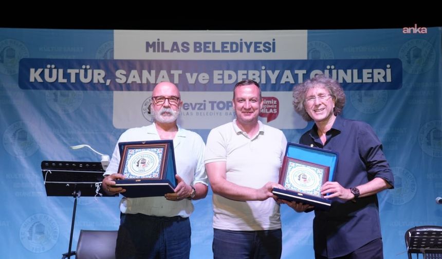 Milas Belediyesi'nin düzenlediği 30 Ağustos Kültür, Sanat ve Edebiyat Günleri, Boğaziçi Mahallesi’nde devam etti