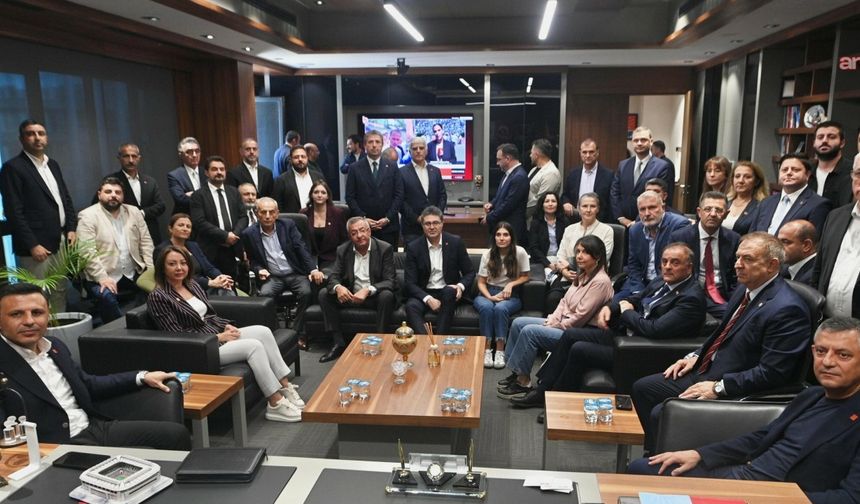 CHP’nin 81 il başkanı İstanbul’a gidiyor