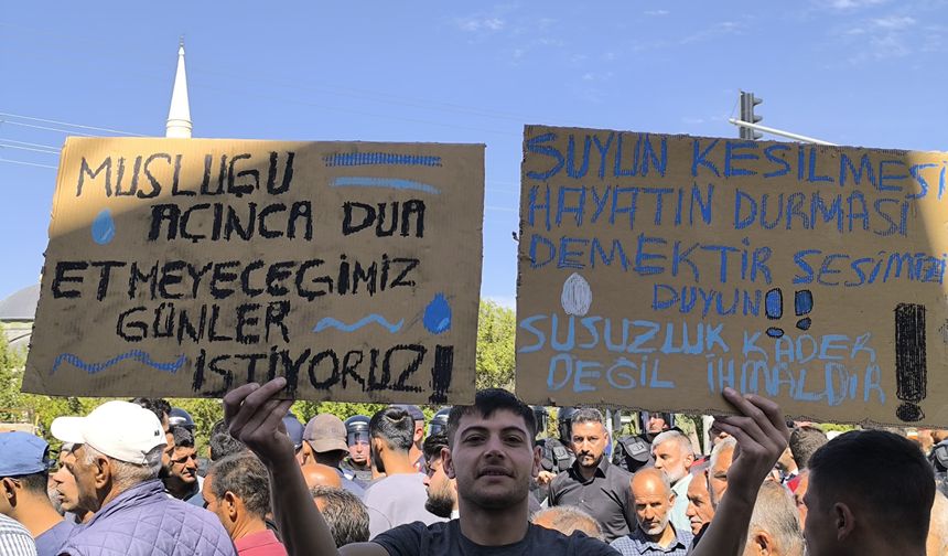 Malatya Erkenek’te su eylemi: Kaymakam çözüm sözü verdi