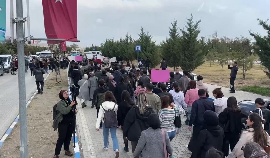 Rojin Kabaiş dosyasında yeni DNA bulguları: Van’da kadınlardan adalet çağrısı