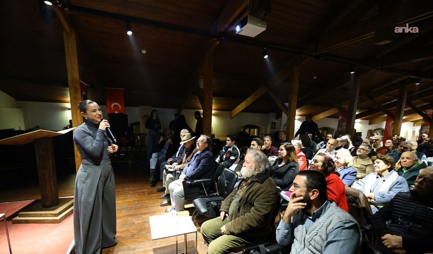 9. İzmir Mizah Festivali Efes Selçuk’ta başladı: Aziz Nesin ödülleri sahiplerini buldu