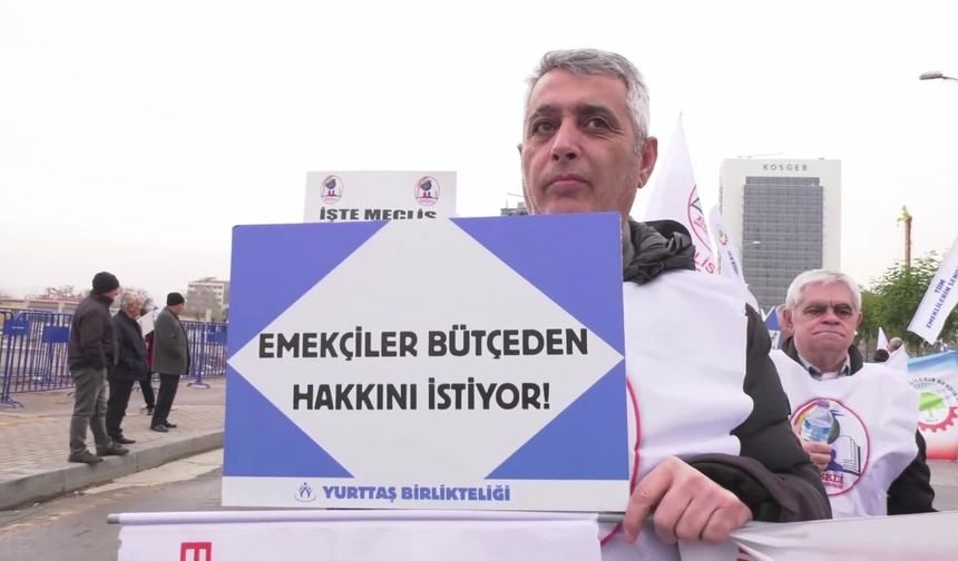 Ankara’da “Emeklilerin ve Emekçilerin Bütçe Hakkı” Mitingi: AKM’den Tandoğan’a yürüdüler