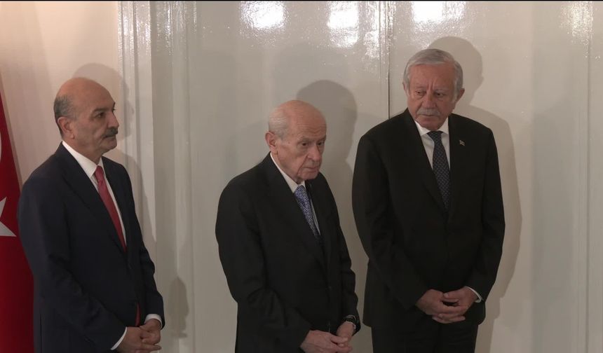 Bahçeli’den DEM Parti’nin “Barış Yasası” Çağrısına Tam Destek: “Her Cümlesine İmzamı Atıyorum”