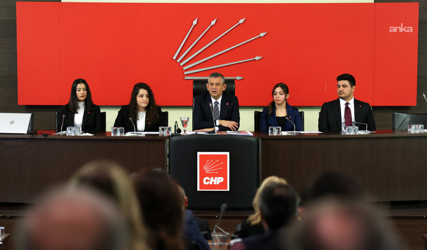 CHP’nin Yeni PM’si İlk Toplantısını Yaptı: Özel’den ‘Mücadele Dönemi’ Mesajı ve MYK Onayı