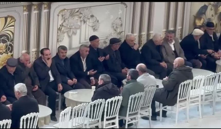 Van Özalp’ta 16 Yıllık Husumet Sona Erdi: Şahinerol ve Uyanıker Aileleri Barıştırıldı