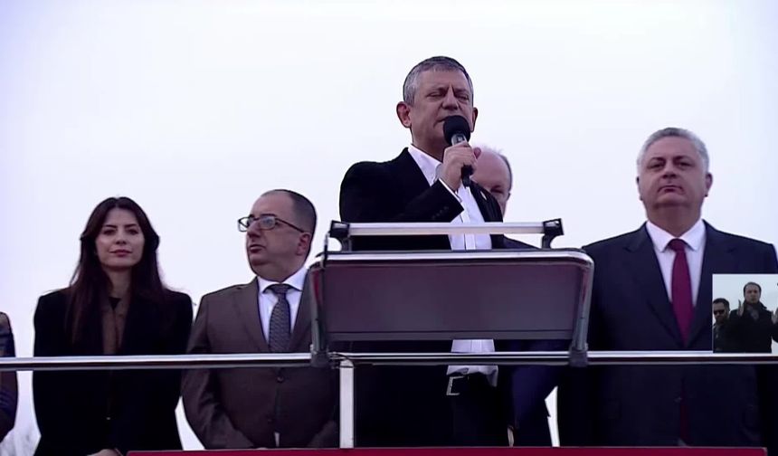 Özel’den sert çıkış: “Akın akın Televole geliyor”