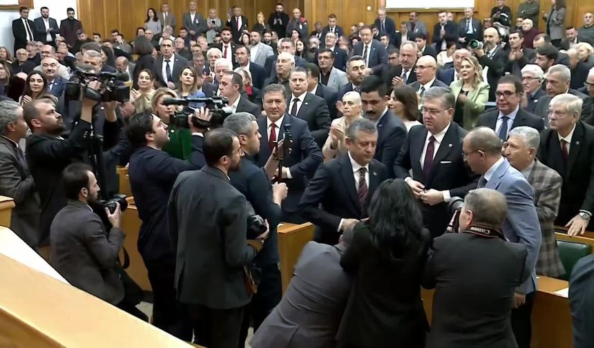 Özgür Özel: Türkiye Sosyal Patlamanın Eşiğinde, Emekliyi Bu Halde Bırakamayız