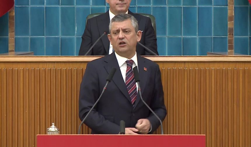 Özgür Özel’den Yapay Zeka Tepkisi: “Türkiye Cumhuriyeti’nin Bir Vatandaşını Bile Kimse Alıp Götüremez”