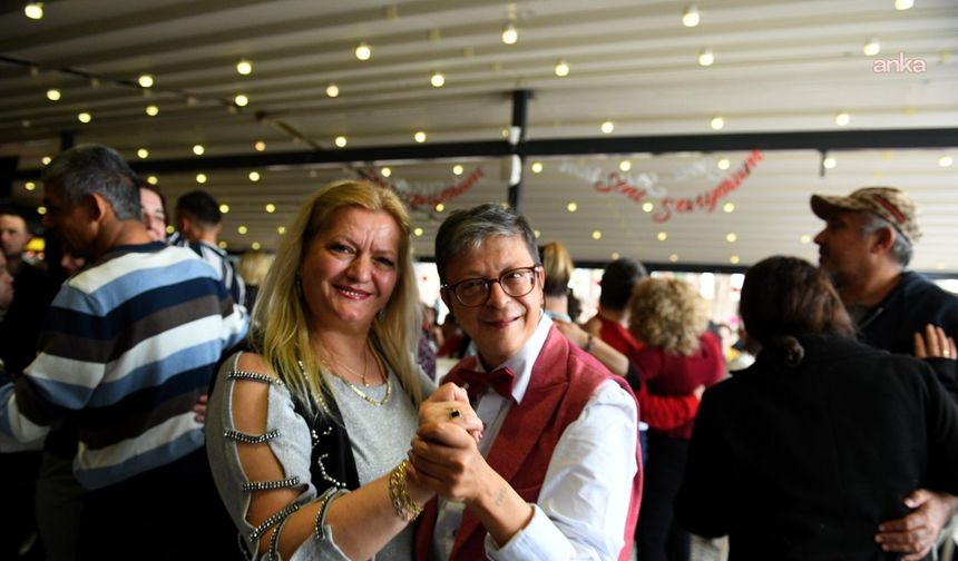 Engelsiz Kafe’de Sevgi Günü