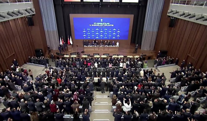 Erdoğan: Ana muhalefetin saldırılarını telin ediyorum