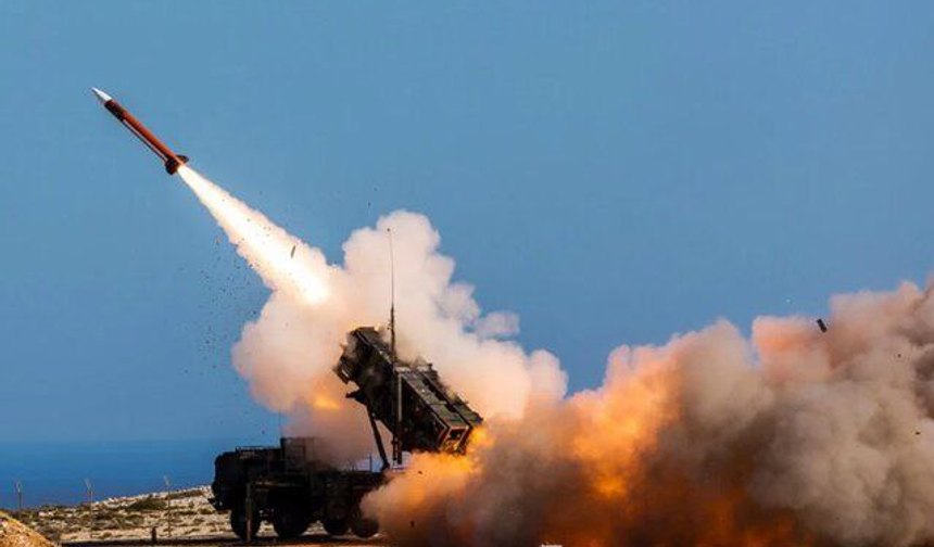 Politico: İran’a Olası Saldırı ABD’nin Füze Stoklarını Tüketebilir