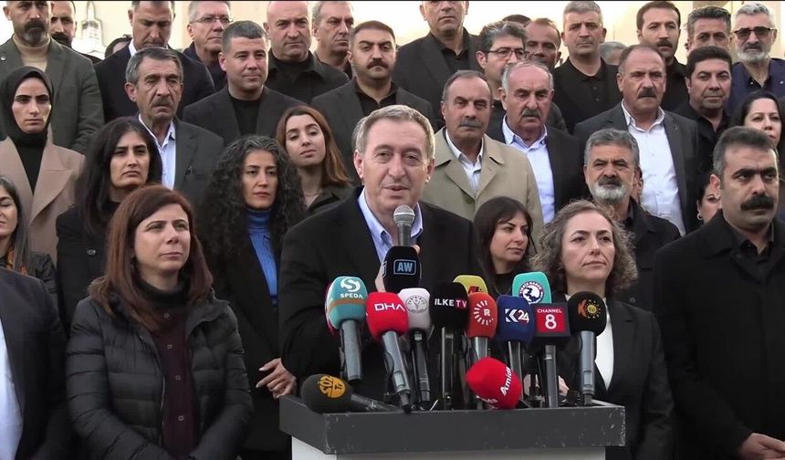 Tuncer Bakırhan: Kayyumlar Bu Ülkenin Utancı, Halkın İradesi İade Edilmeli