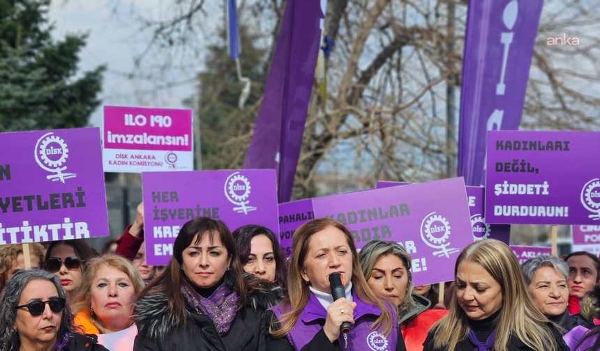 DİSK'li Kadınlardan Bakanlık Önünde 8 Mart Çıkışı: "Eşit İş, Eşit Ücret!"