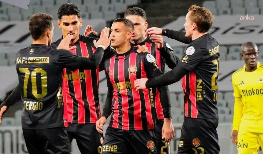 Fenerbahçe, Fatih Karagümrük’e 2-0 mağlup oldu