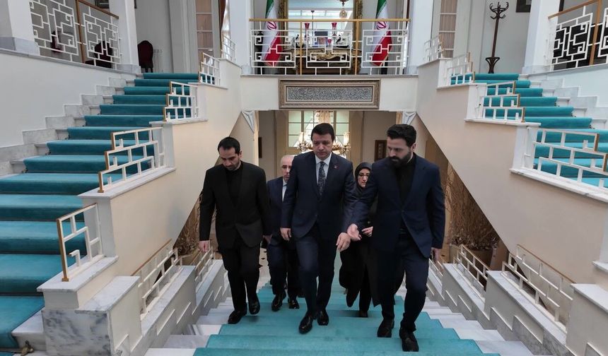 Saadet Partisi'nden İran'a Taziye Ziyareti: "Hedef Tüm Coğrafyamız"