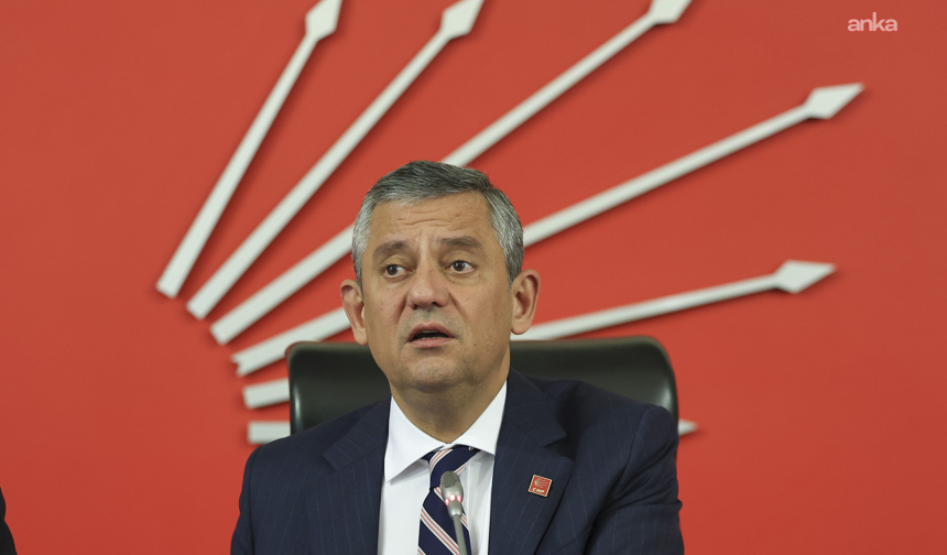 Özgür Özel Barselona’dan Dönüyor: Ataşehir’de "Adalet" Mitingi İçin Düğmeye Basıldı!