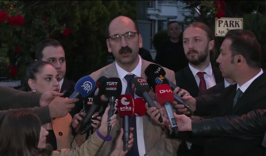 Kılıçdaroğlu'nun Basın Danışmanı Sönmez: 'Kılıçdaroğlu, en uygun zamanda partiyi kurultaya götürmekle ilgili niyetini Sayın Özgür Özel'e iletti'