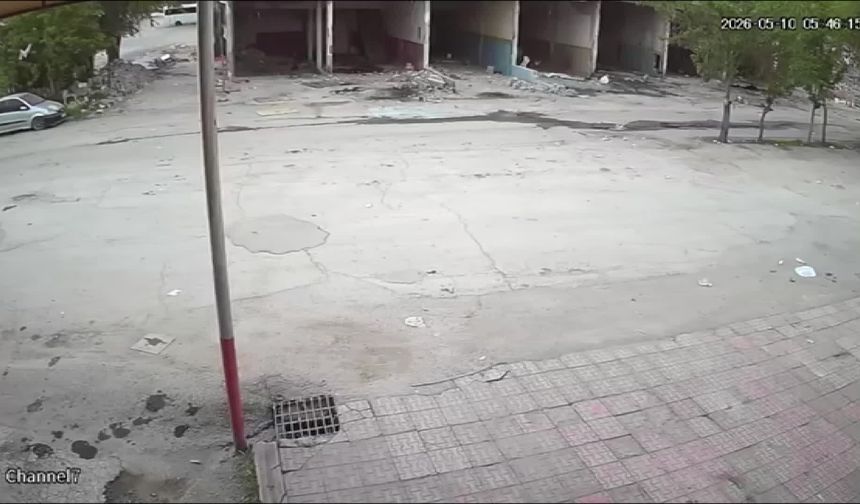 Malatya Sanayi Sitesi'nde Korkunç Ölüm: Kablo Almak İçin Çıktığı Direkten Cansız Bedeni İndirildi!