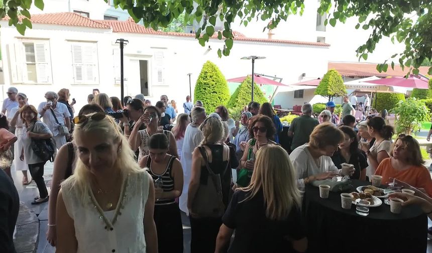 Çamur Dile Geldi, Görenler Hayran Kaldı! Bornova’da 'Poseidon'un Atölyesi' Büyüledi