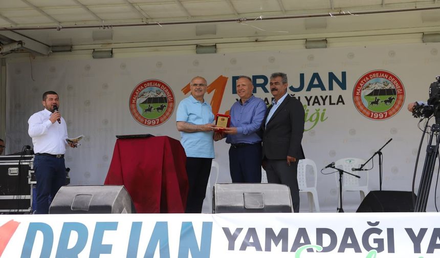 Malatya’da Muazzam İzdiham! Binlerce Kişi Oraya Akın Etti: Yıllar Sonra İlk Kez Böylesi Görüldü!